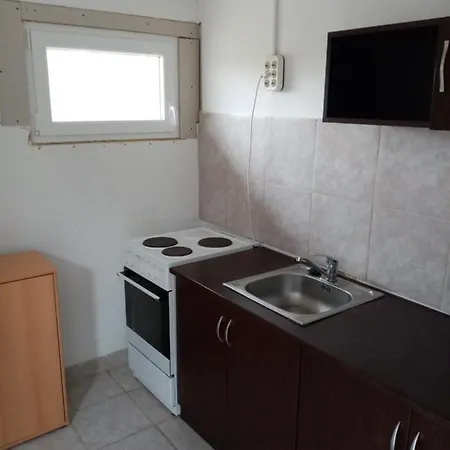 Apartment Chill And Trendy, Studio In Koszeg, Forintos Str 7.1 Sleeps Up To 4 Koszeg